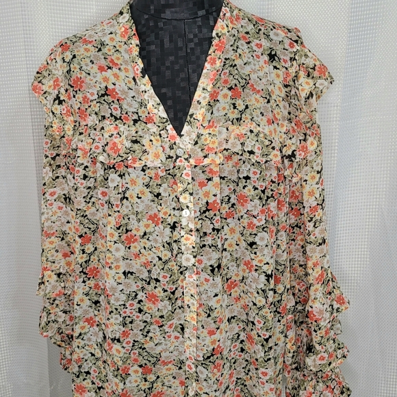 Blouse - Picture 2 of 11